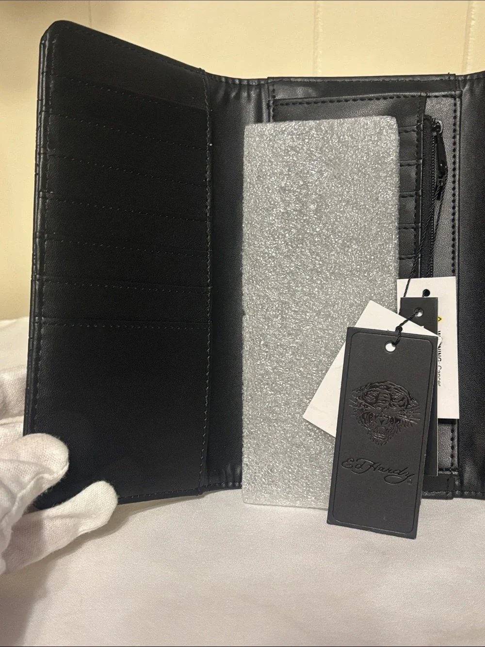 ✨ NWT Ed Hardy Women's Skull & Rose Embossed Flap Wallet Clutch Organizer - ✨